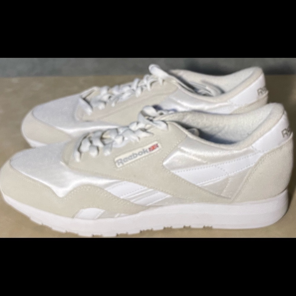 Reebok Casual White/White Men’s Size 10.0